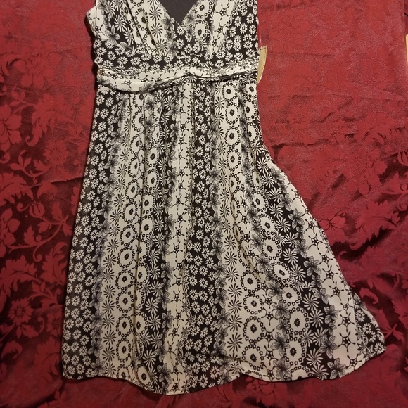 Jonathan Martin Casual Dress - Picture 2 of 7